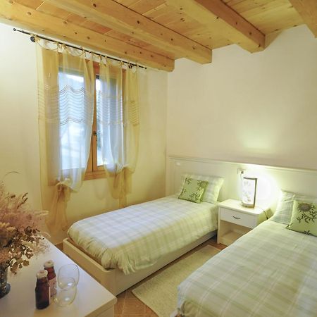 Agriturismo Monte Degli Aromi Villaga Exterior foto