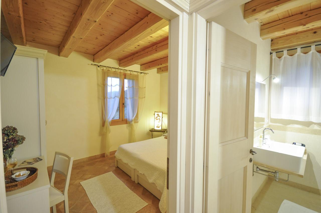 Agriturismo Monte Degli Aromi Villaga Exterior foto